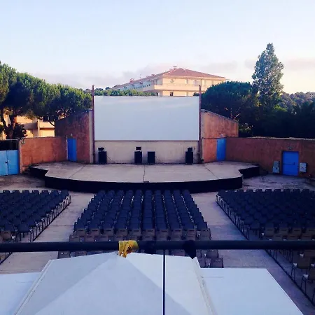 Studio lavandou avec parking privé proche mer * Le Lavandou