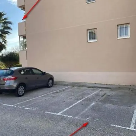 Apartment 6 Pers. + Parking Prive + Terrasse