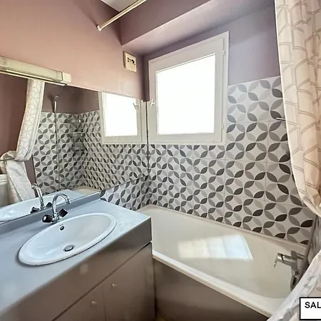 6 Pers. + Parking Prive + Terrasse Apartment