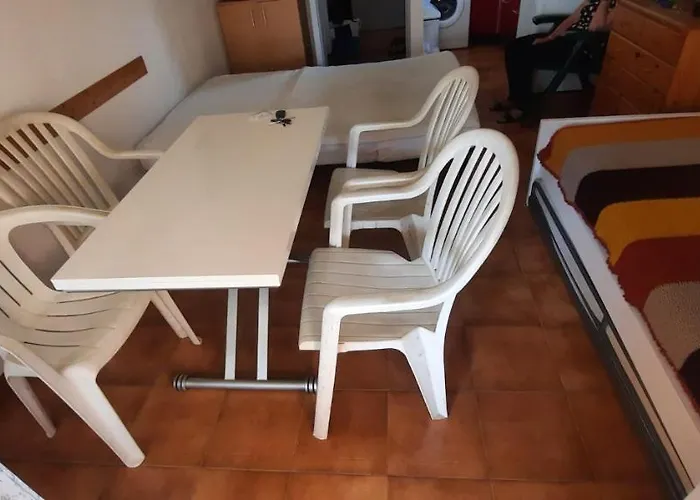 Studio Lavandou Avec Parking Prive Proche Mer *